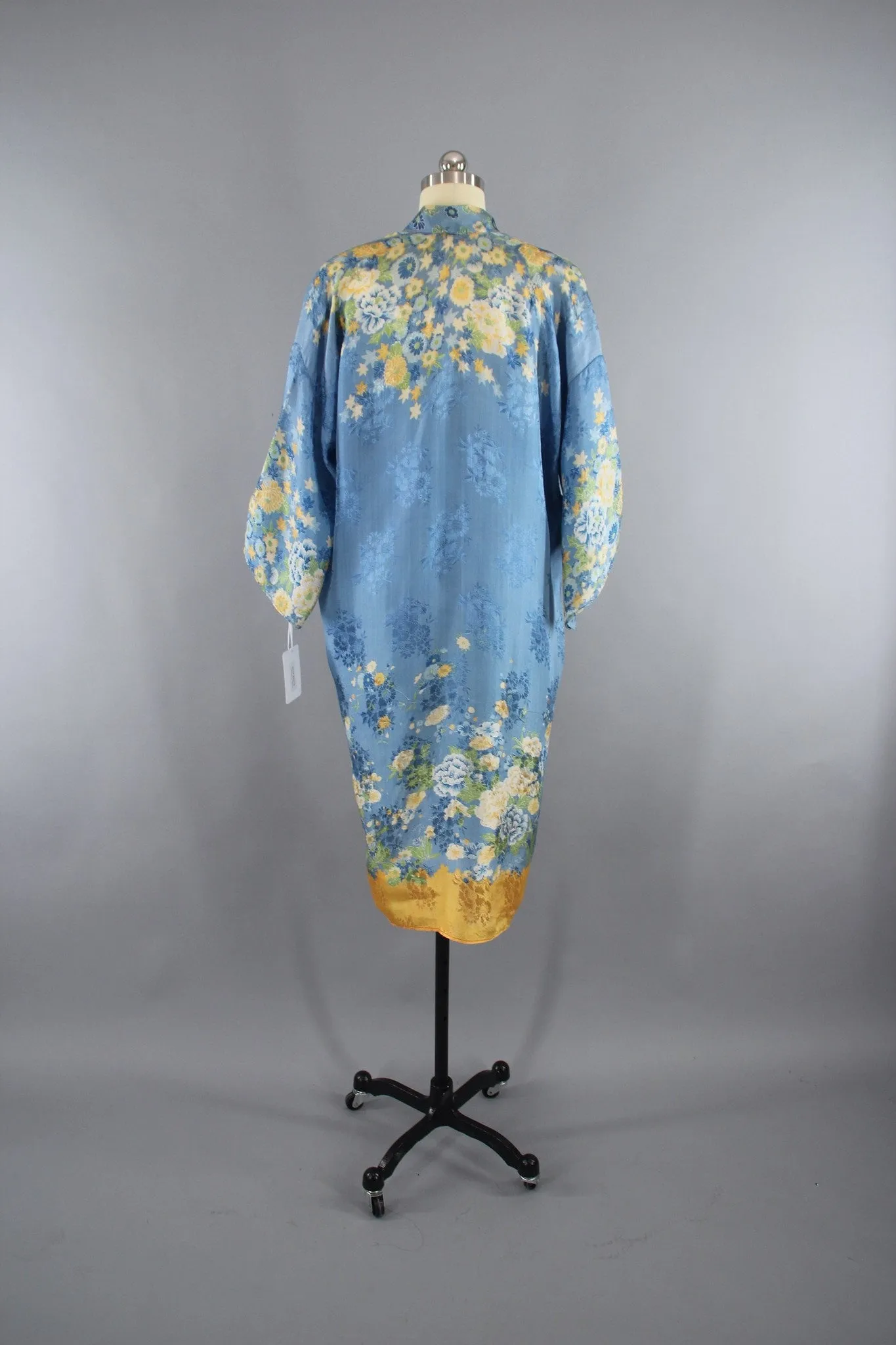 1920s - 1930s Vintage Silk Kimono Robe / Art Deco Flapper / Sky Blue and Yellow Floral Print