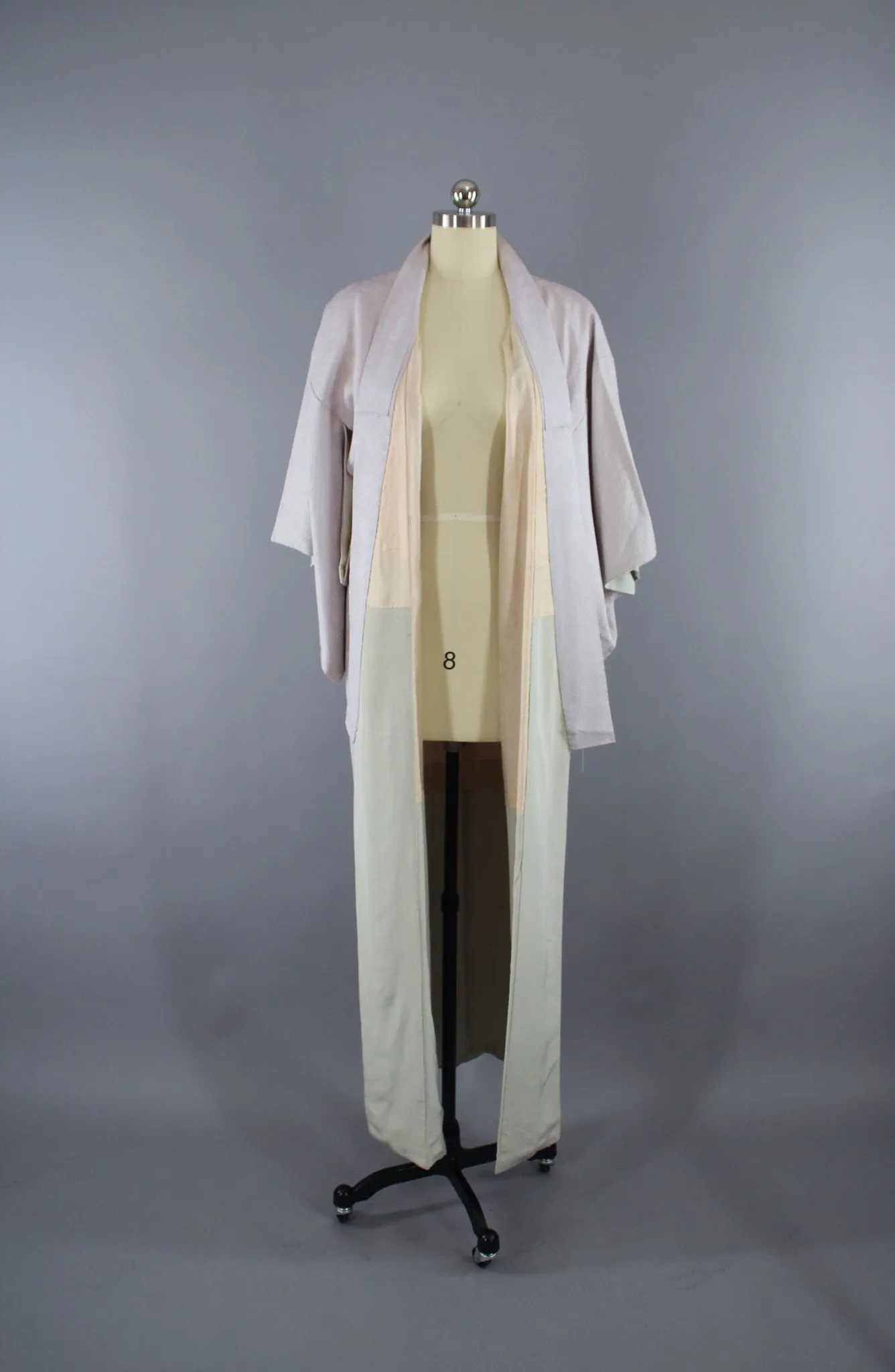 1950s Vintage Silk Kimono Robe in Silver Grey