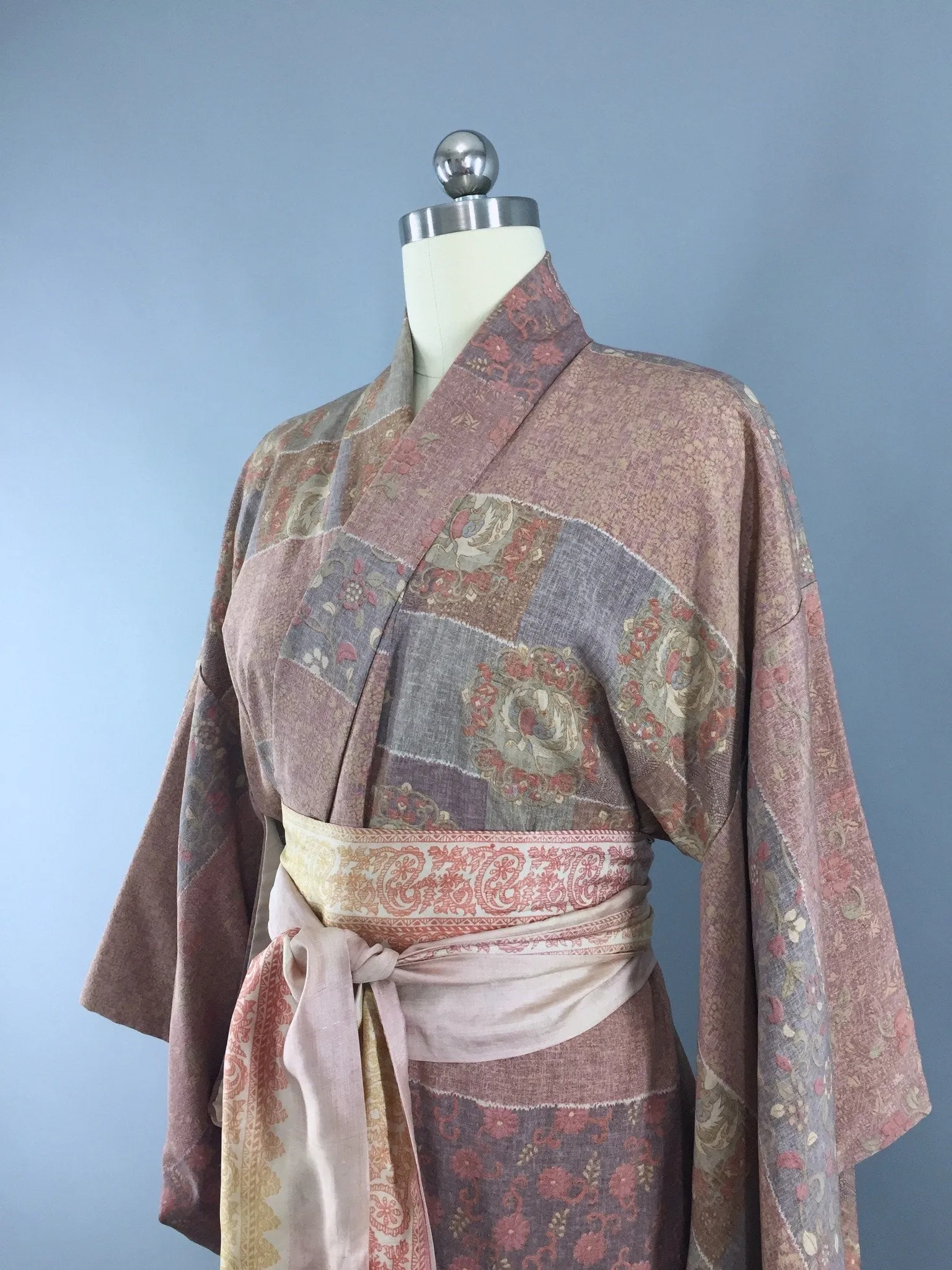 1950s Vintage Silk Kimono Robe with Purple Dancing Birds