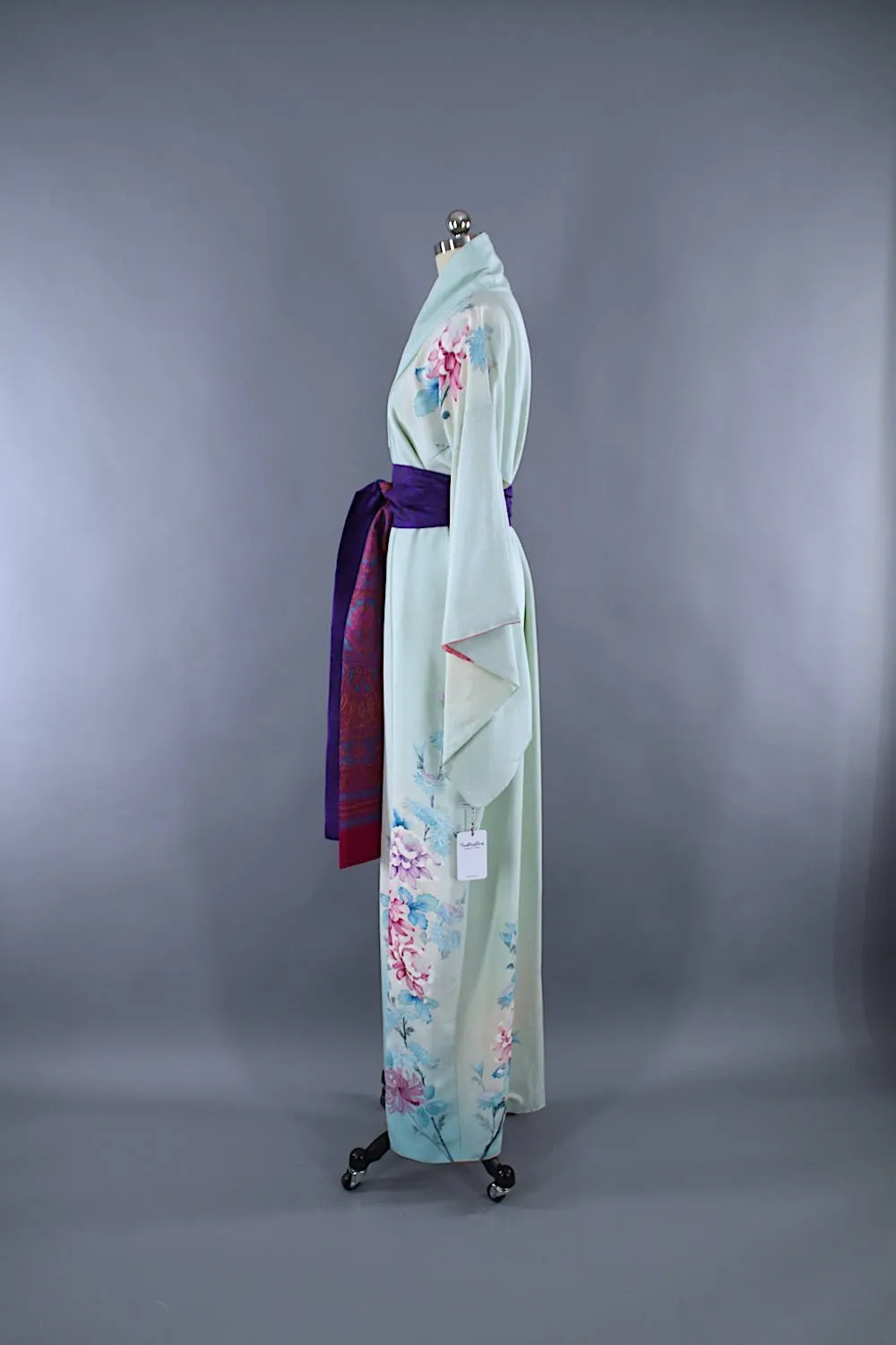 1960s Vintage Silk Kimono Robe / Aqua Blue & Pink Floral Chrysanthemums