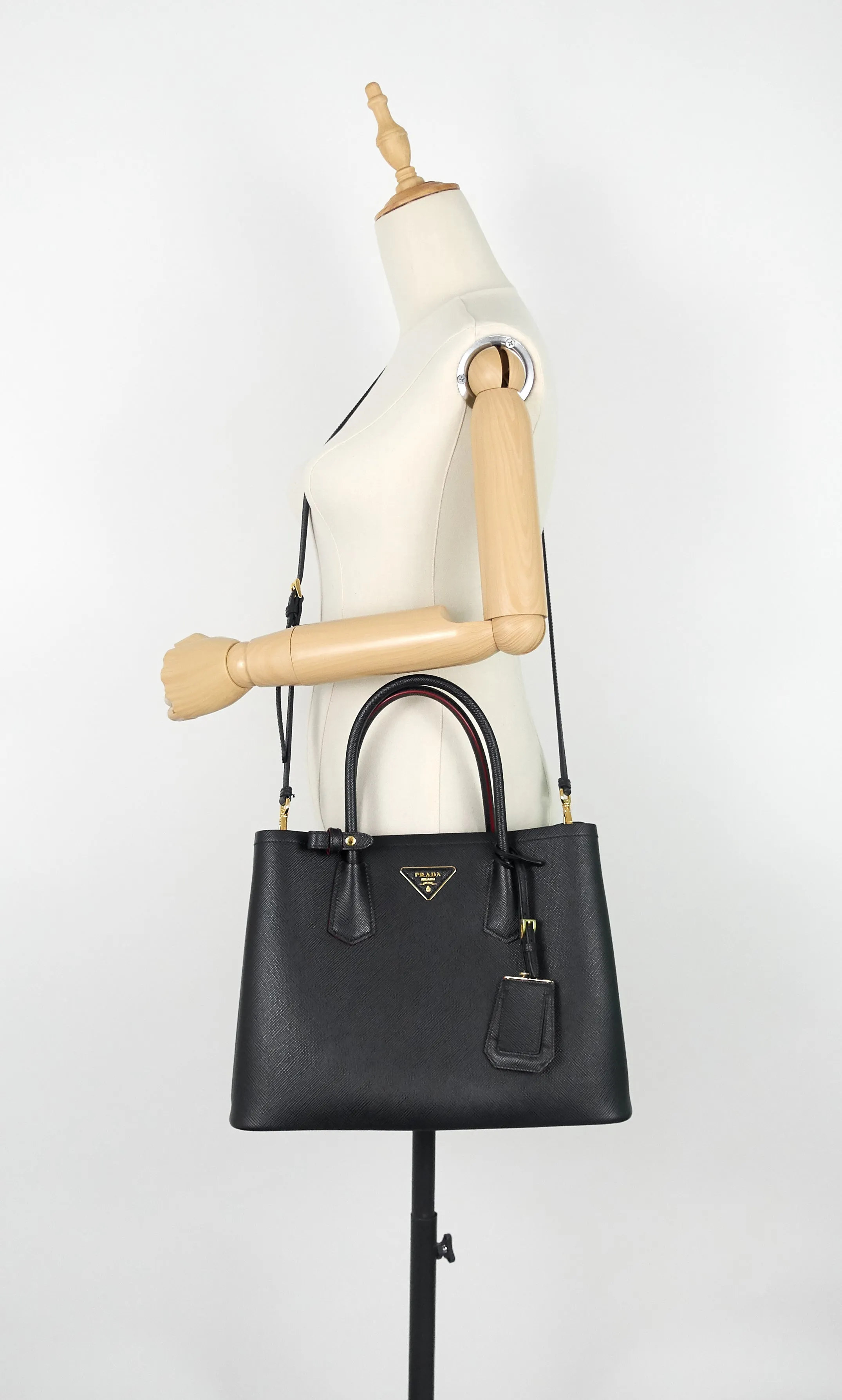 Double Medium Saffiano Cuir Leather Tote Bag