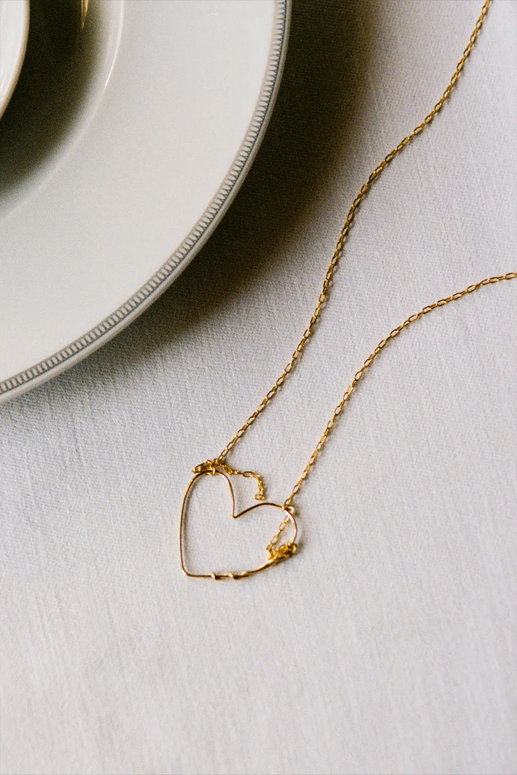 Fine ligne d'amour gold necklace